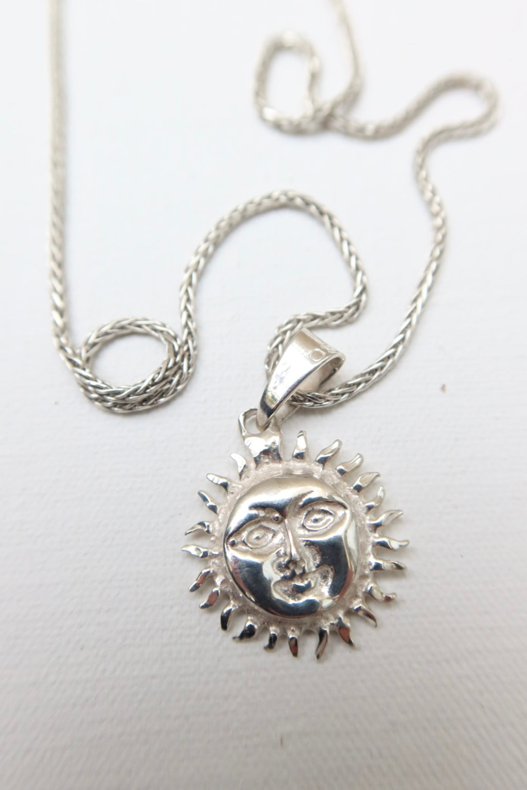 Dije sol de plata .925