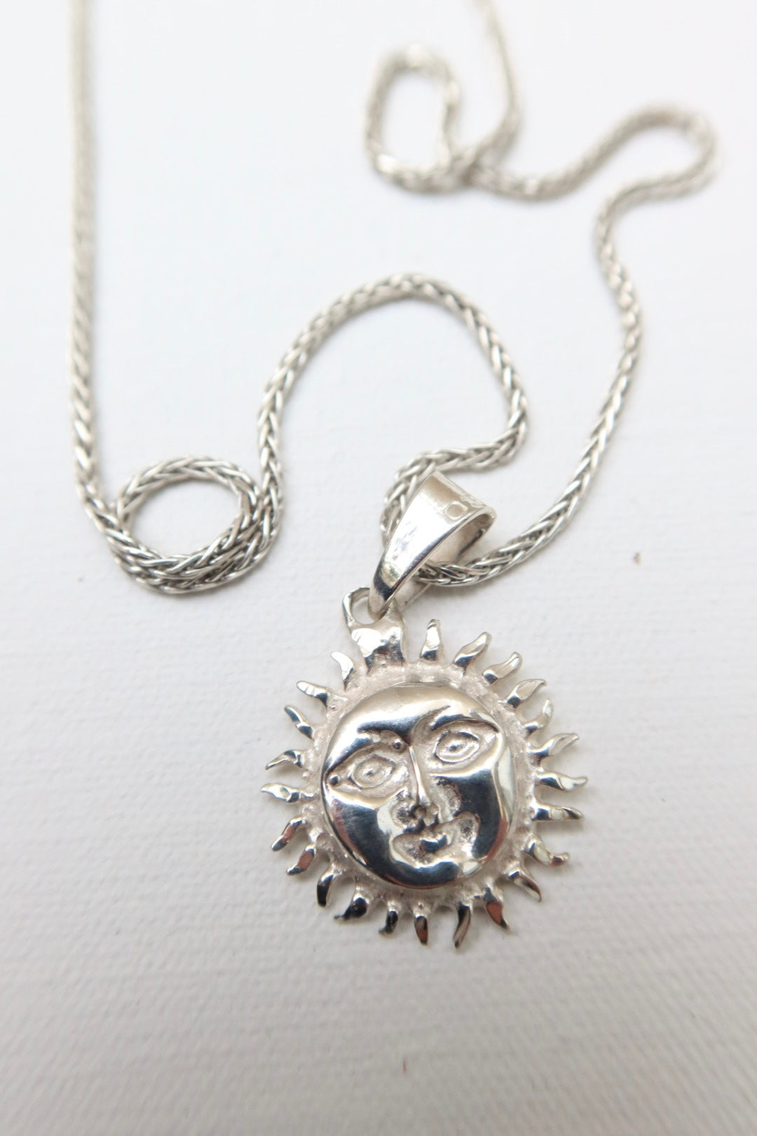 Dije sol de plata .925