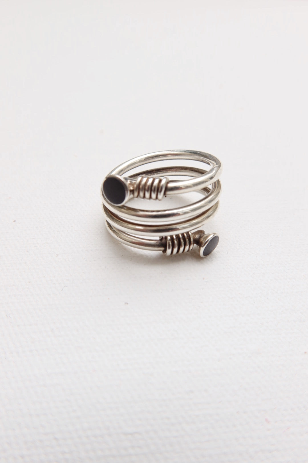 Anillo espiral de plata