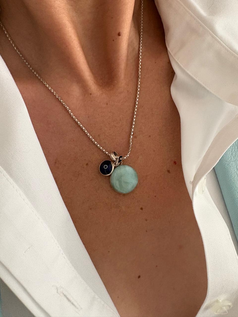 Dije de plata con piedra turquesa