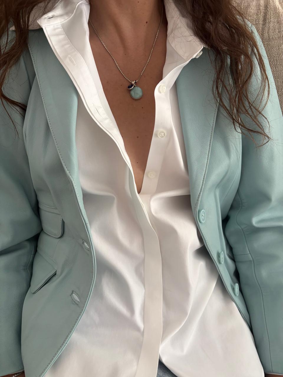 Dije de plata con piedra turquesa