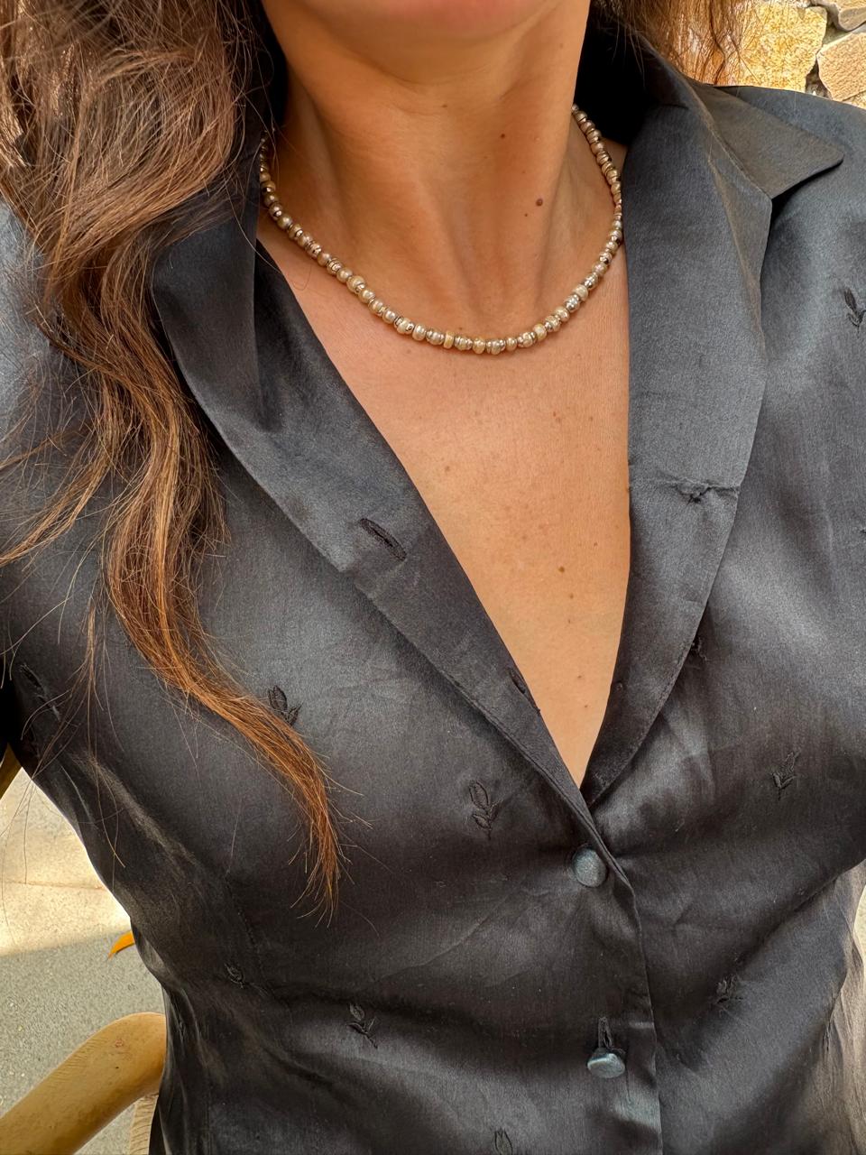 Collar de perlas con plata